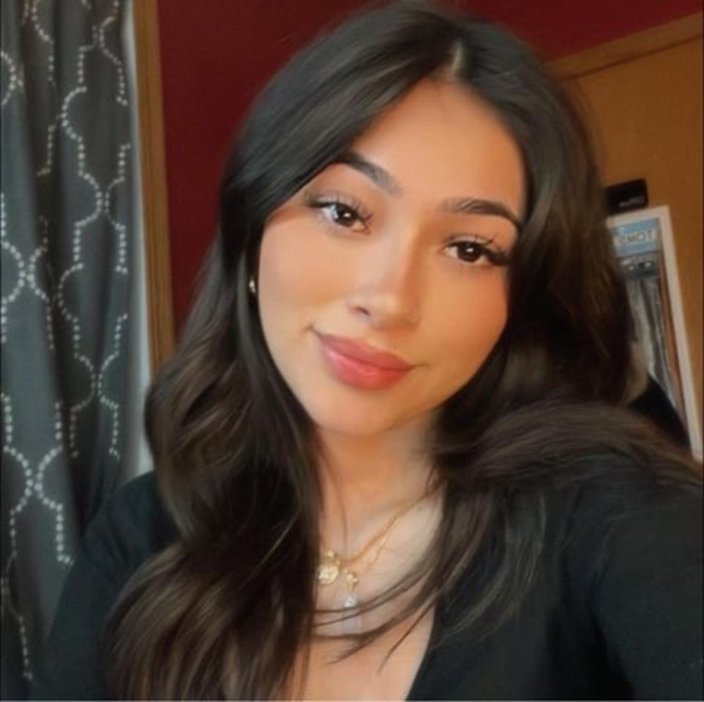 Meet your Posher, Karina